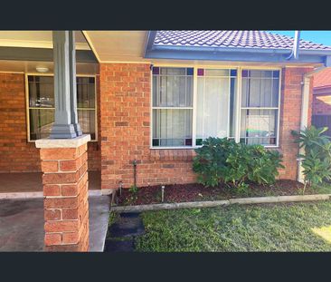 8 Alexander Avenue, Caves Beach, NSW 2281 - Photo 3