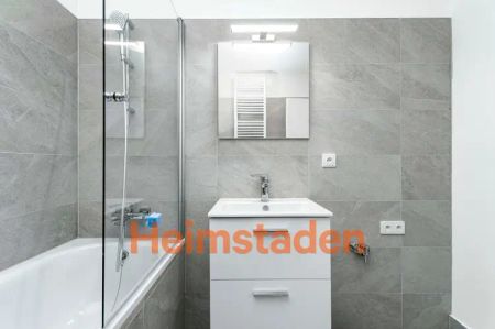 Pronájem bytu 3+kk 73 m - Fotografie 2