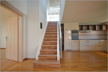 Modern attic maisonette with fantastic views! - Photo 4