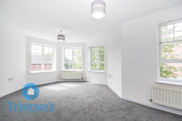 2 bed Apartment for Rent - Photo 1