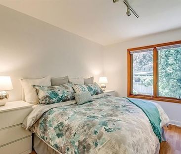 For Lease - 186 Tweedsdale Crescent, Oakville, Ontario - Photo 6