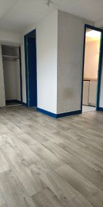 Location Appartement 2 pièces 25m² ST YRIEIX LA PERCHE 87500 - Photo 4
