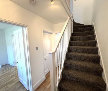 Faversham Road, Morden, SM4 - Photo 1