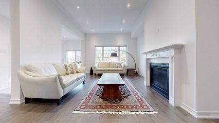 For Lease - 56 Charles White Court, East Gwillimbury, Ontario - Photo 4