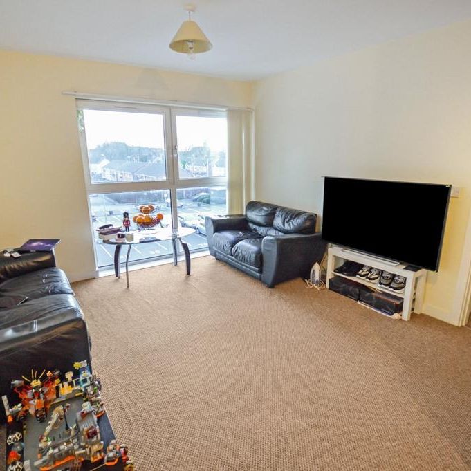 2 bedroom flat to rent - Photo 1