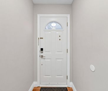 For Lease - 59 Woodgarden Crescent, Toronto, Ontario - Photo 3