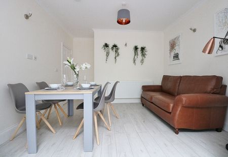 Room in a Shared House, The Fairway, W3 - Photo 3