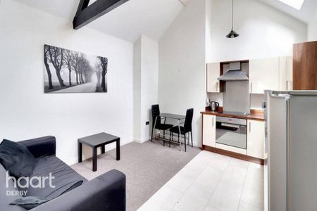 1 bedroom flat to rent - Photo 2