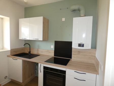 Location Appartement 3 pièces 76m² BEAUNE 21200 - Photo 2