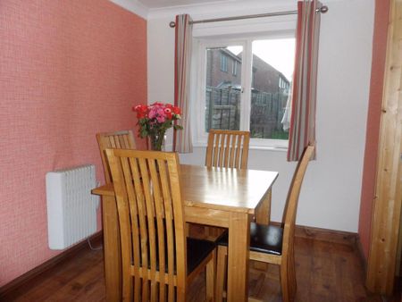 3 bedroom townhouse to rent - Photo 2