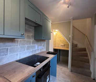 2 bedroom terraced house to rent - Photo 5