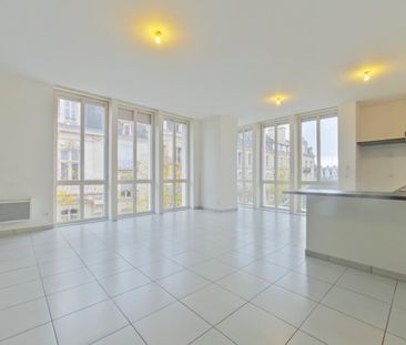 Location Appartement 2 pièces 90m² POITIERS 86000 - Photo 1