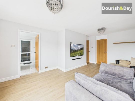 3 bedroom detached house to rent - Photo 1