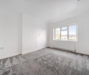 3 bedroom detached house to rent - Photo 4