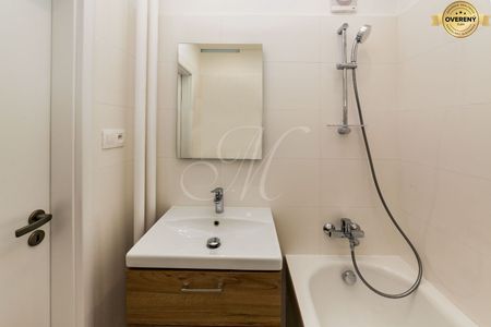 METROPOLITAN I Krásny 3-izbový byt s výhľadom na mesto - Photo 5