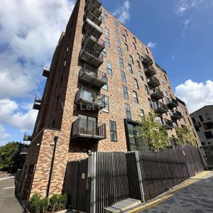 Lockgate Mews, Ancoats - Photo 2