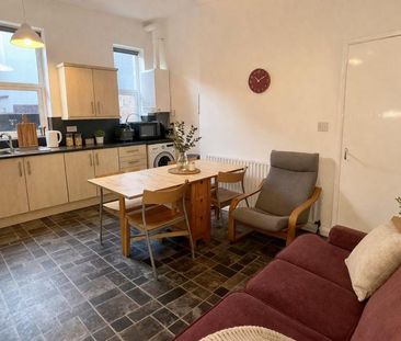 4 bedroom house to rent - Photo 1