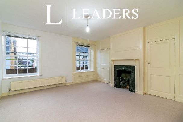 4 bedroom house to rent Tower Street, Emsworth, PO10 - Photo 1