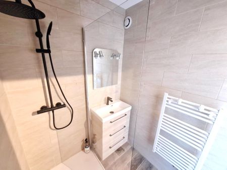 Location Appartement 1 pièce 25m² LES SABLES D OLONNE 85100 - Photo 4