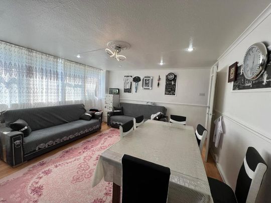 3 bedroom maisonette to rent - Photo 1