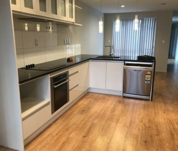 Modern on Moho - Photo 4