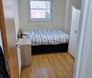 Flat 4 75/77 Sandhurst Drive, Belfast, BT9 5AZ - Photo 3