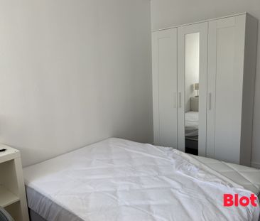 Location Appartement 5 pièces 91m² RENNES 35000 - Photo 4