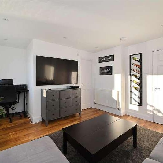 Seyssel Street, London, E14 - Photo 1