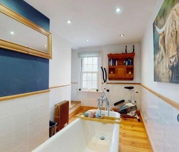 3 bedroom semi-detached house to rent - Photo 3