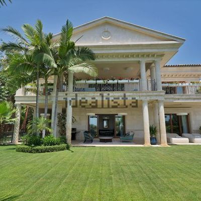 Alquiler de casa o chalet independiente en Calle Verdi - Photo 1