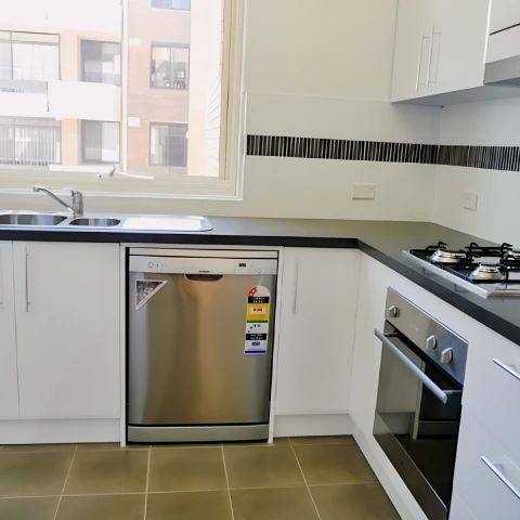 83 Broome Street, Sydney - Photo 1