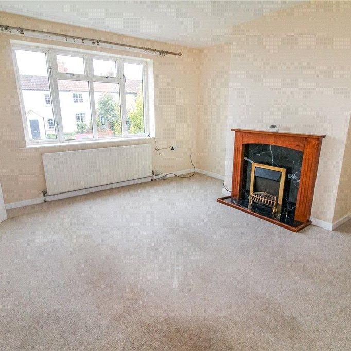 3 bedroom end of terrace house to rent - Photo 1