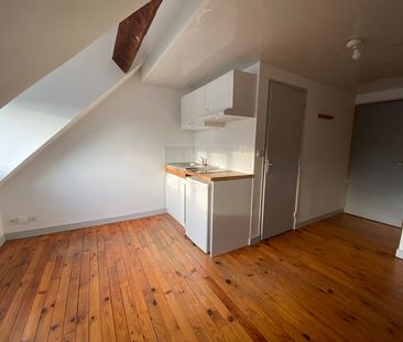 Location Appartement 1 pièce 19m² - Photo 1