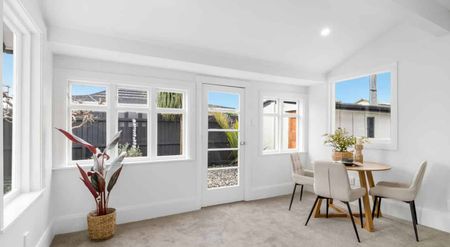 Beach side sanctuary - Photo 5