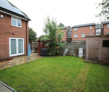 2 bedroom end of terrace house to rent - Photo 5