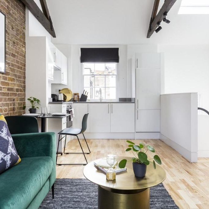 1 bedroom flat to rent - Photo 1