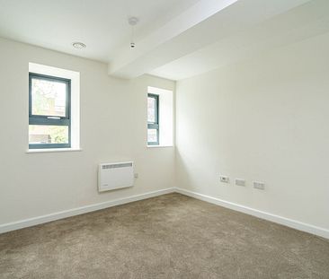 Collingdon Street, Luton , Bedfordshire, LU1 1RX - Photo 5