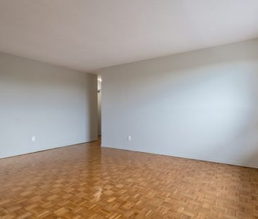 573 North Service Rd - Photo 5