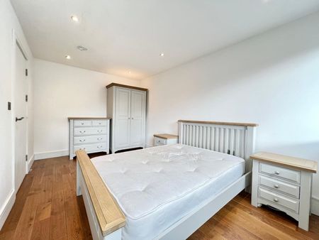 1 Bed Flat, Bermondsey Wall East, SE16 - Photo 4