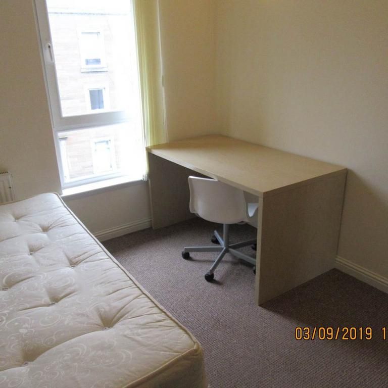 4 bedroom house to rent - Photo 1