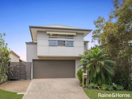 A Substantial Family Home in a Sought-After Location - Photo 3