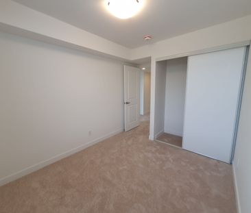 For Lease - 3078 Sixth Line Unit# 325, Oakville, Ontario - Photo 1