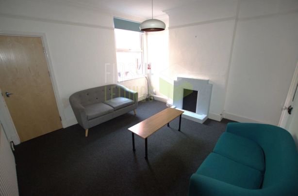 Lytham Road, Clarendon Park, Leicester, LE2 - Photo 1