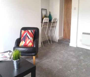 1 bedroom flat to rent - Photo 4