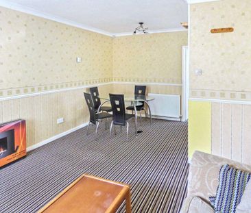 2 bed upper flat to rent in NE16 - Photo 4