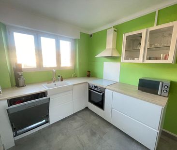 Location Appartement 3 pièces 69m² - Photo 4