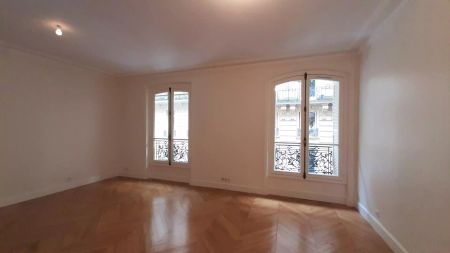 location Appartement T4 DE 130.05m² À PARIS - Photo 2