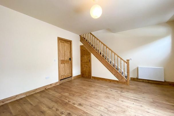 2 bedroom terraced house to rent - Photo 1