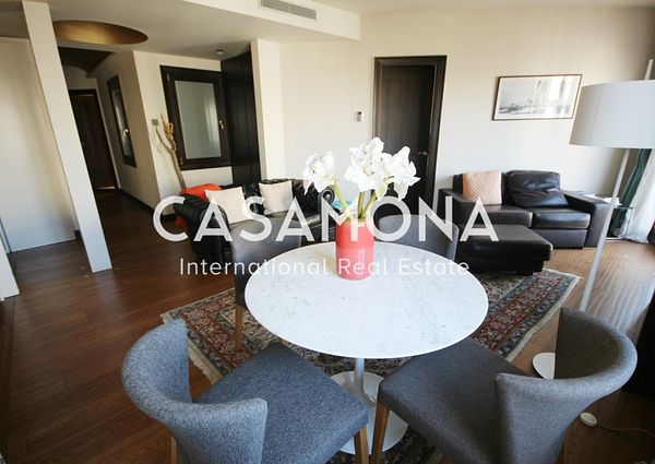 Stylish 1 Bedroom Apartment with Balcony Overlooking La Rambla