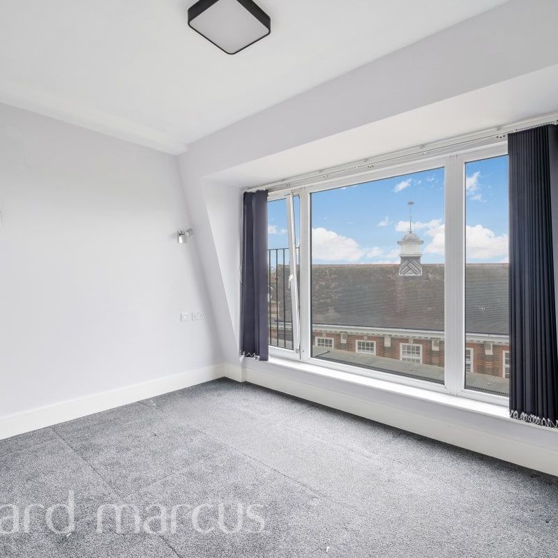 St Barnabas Road - Photo 1